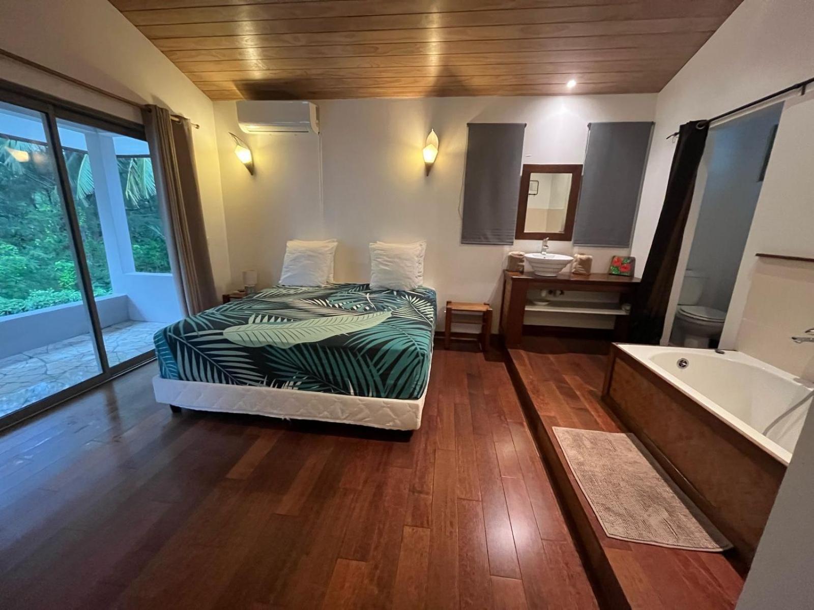 Moorea Temae Villa Walking Dist Beach And Golf ภายนอก รูปภาพ