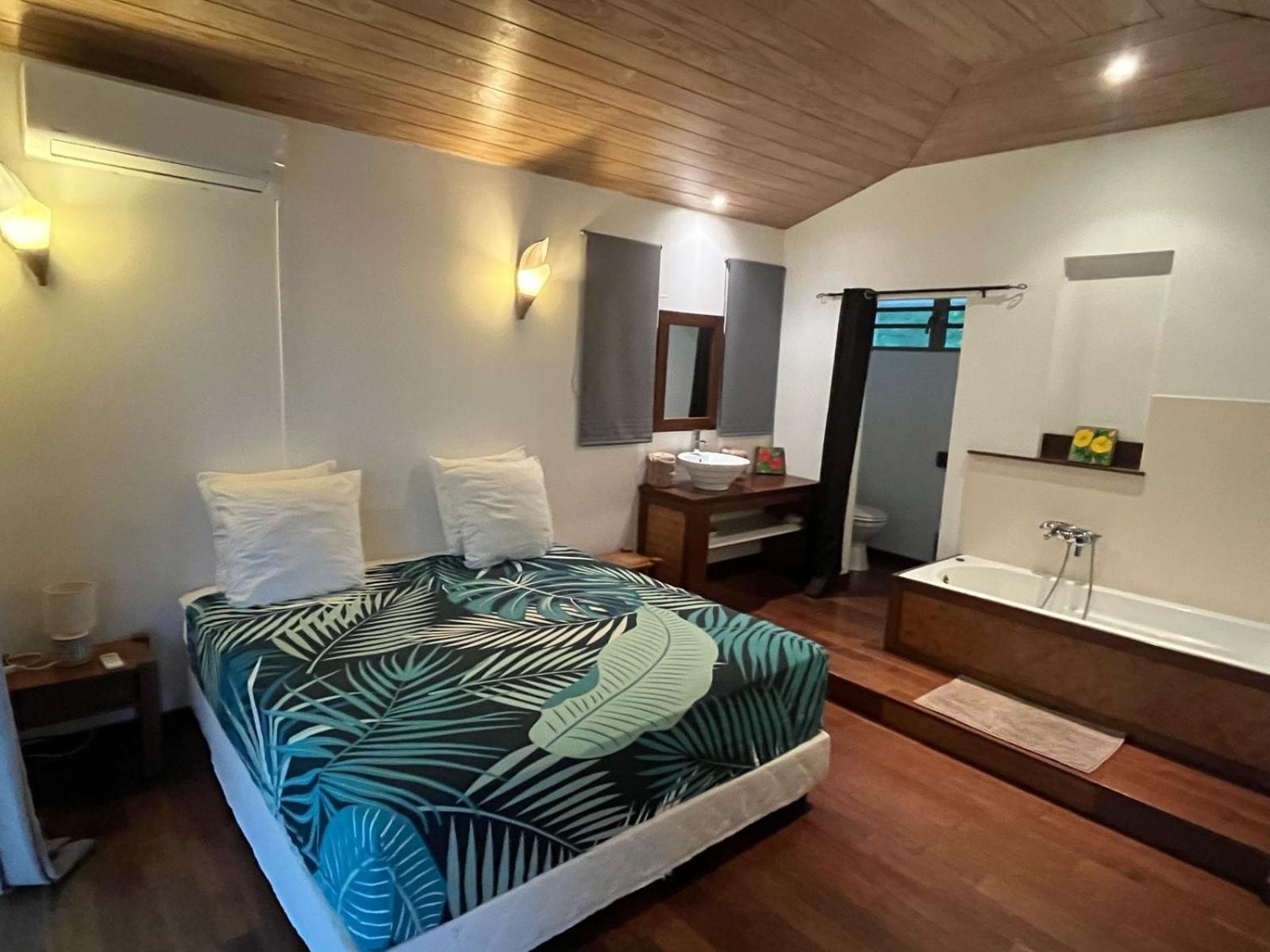 Moorea Temae Villa Walking Dist Beach And Golf ภายนอก รูปภาพ
